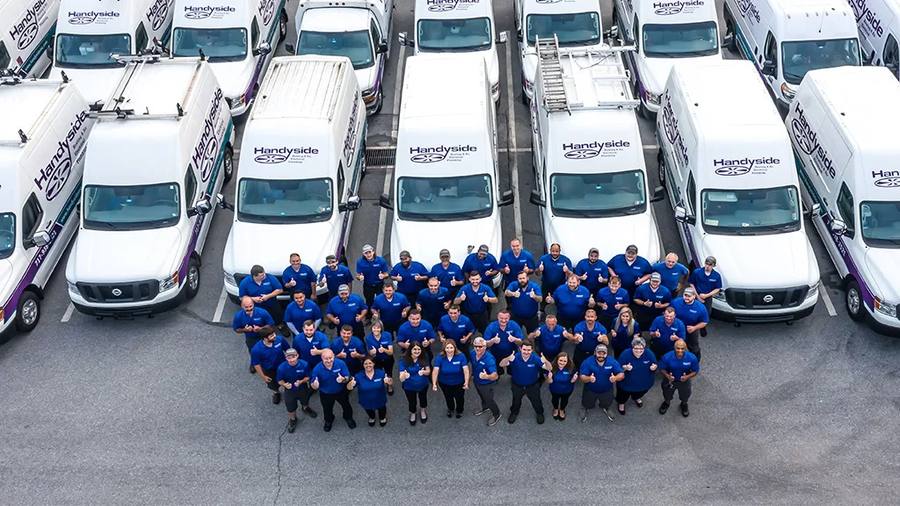 An independent contractor fleet and team